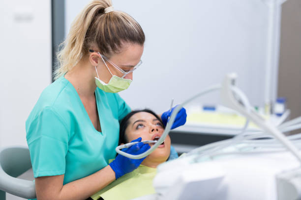 Best Emergency Tooth Extraction in Glasgow Village, MO